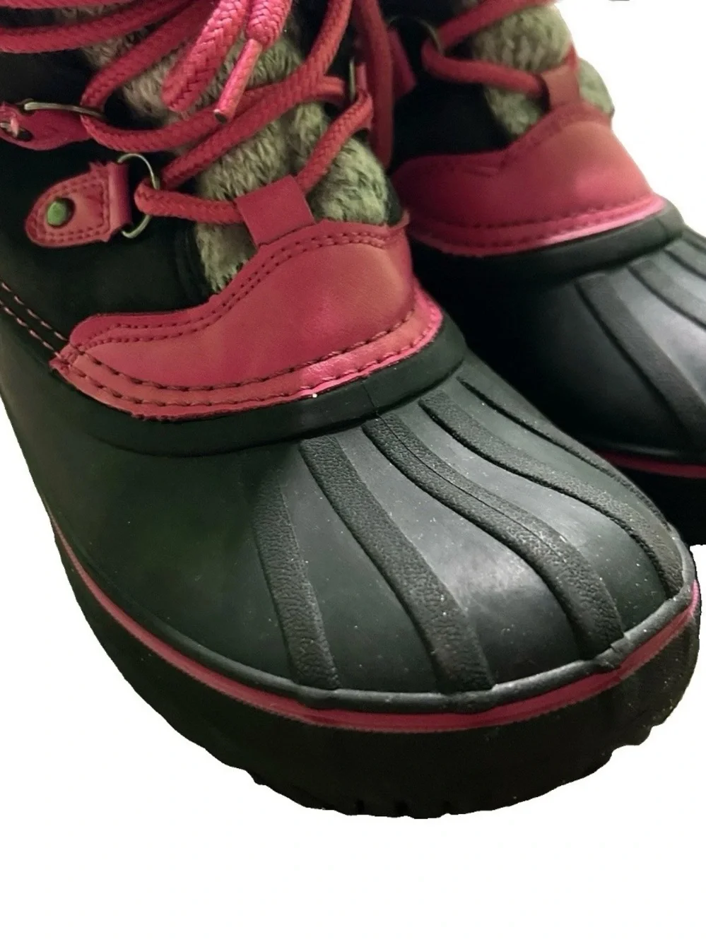 Girl’s London Fog Grey Pink Waterproof Winter Boots Size 4